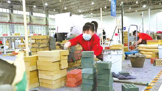 电子商务、民宿管家……乡村振兴点亮职业新赛道(图2)
