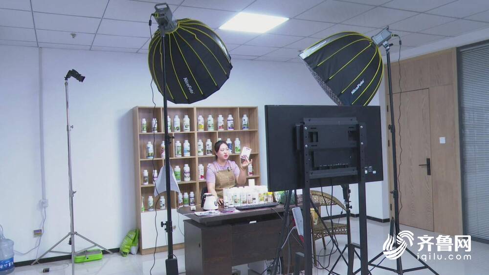 潍坊奎文：找准赛道政策扶持直播电商激发经济发展新活力(图1)