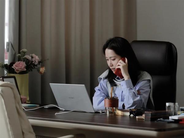 从盘串大叔到精英女性木作文玩行业在抖音电商开辟新客群(图10)