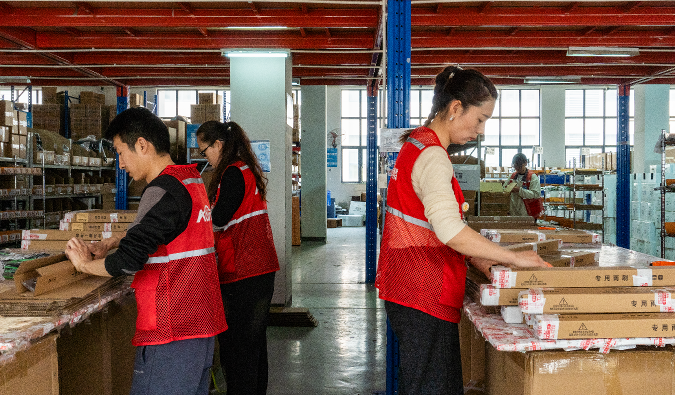 从“包邮”到“包会”：一根雨刮器在拼多多上的“电商西进”(图3)